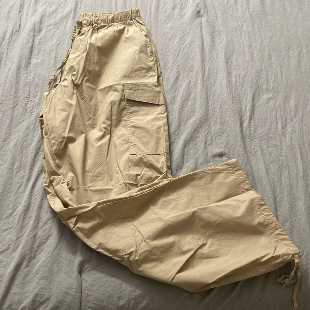 Cargo pants - Picture 1 of 2